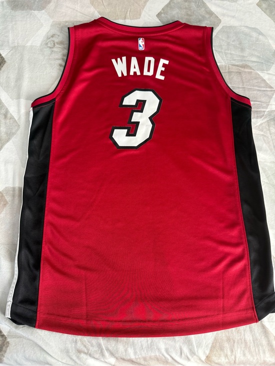 Fanatics Other - Kids Miami Heat D. Wade #3 Jersey - XL